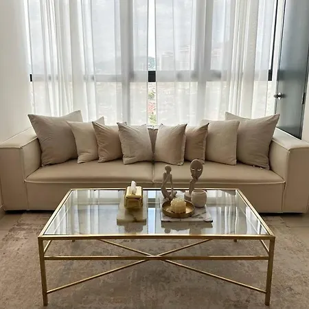 The Gilded Studio Petaling Jaya With City View Exterior photo